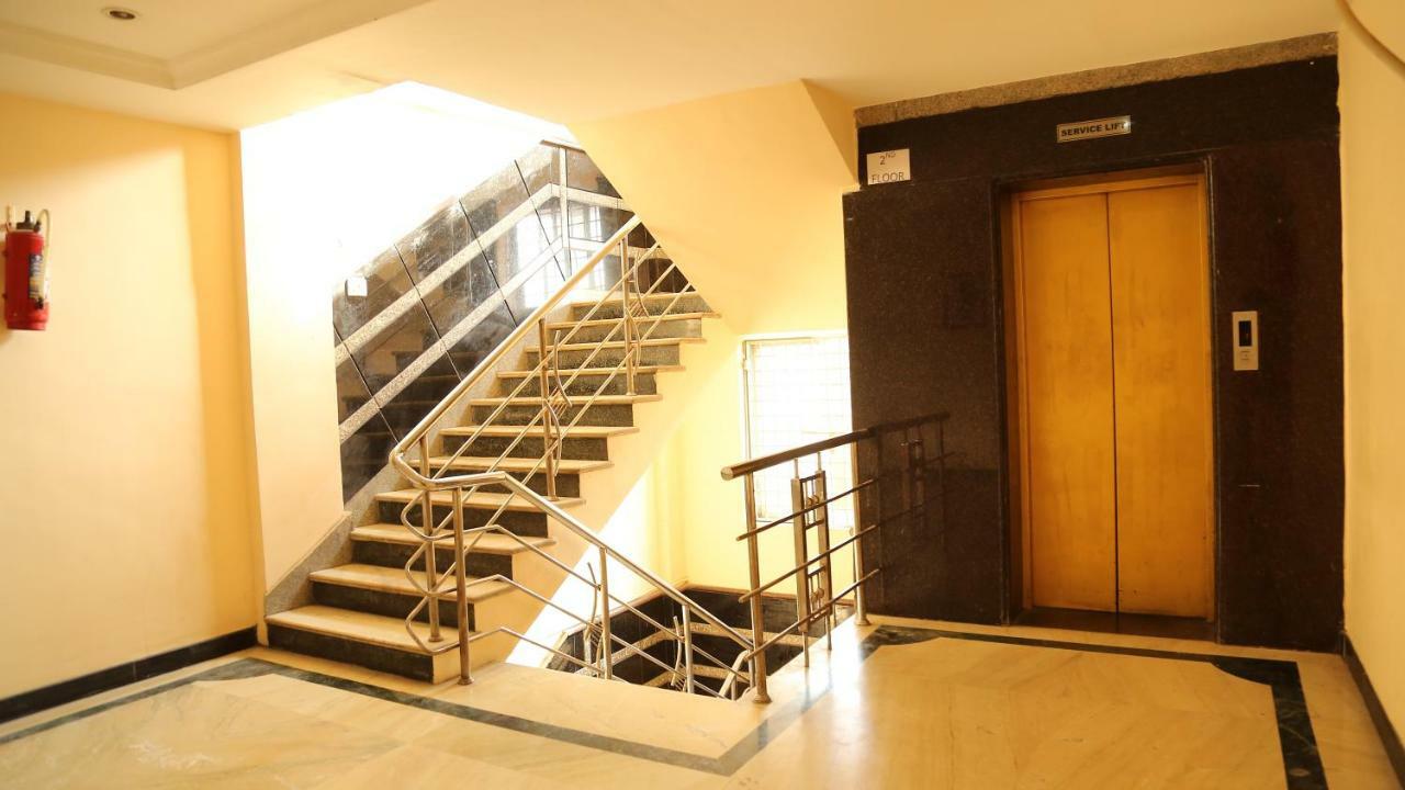 Sriannamalaiyar Residency Hotel Vellore Bagian luar foto